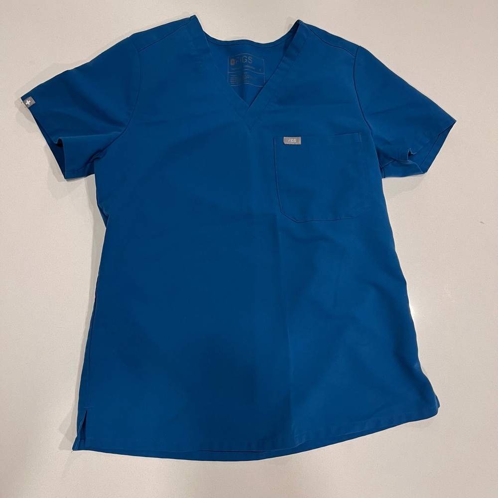 Figs Cartina top: small 
Alps blue No rips holes, or stains.